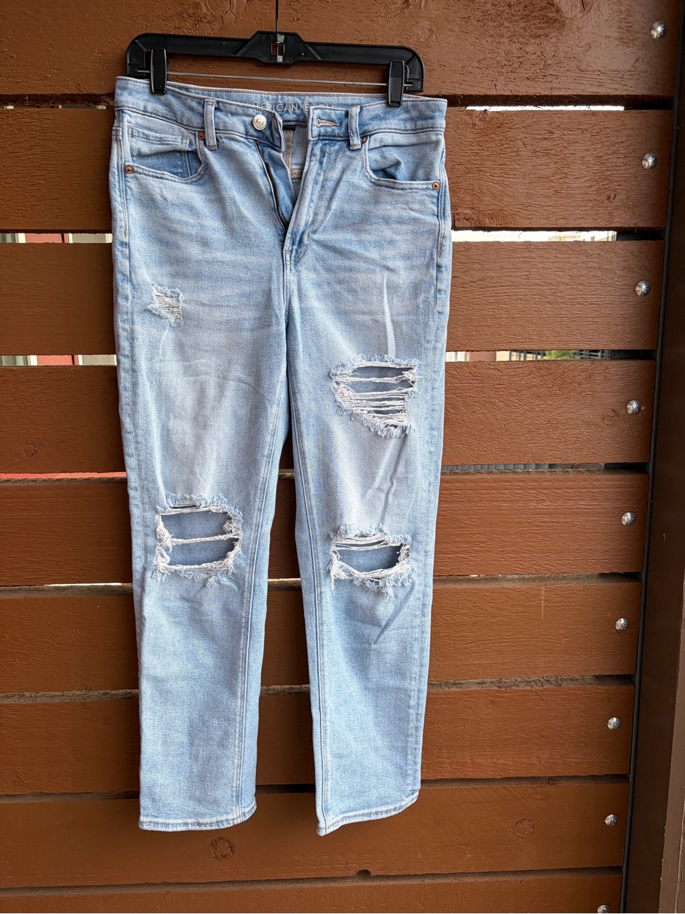 American Eagle Outfitters Light Blue Ripped Boyfriend Jeans